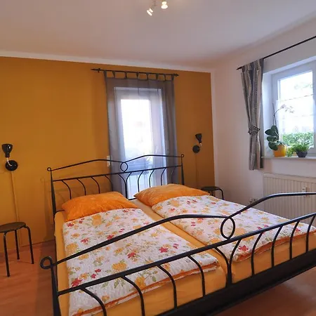 Guest house Double Two 3*